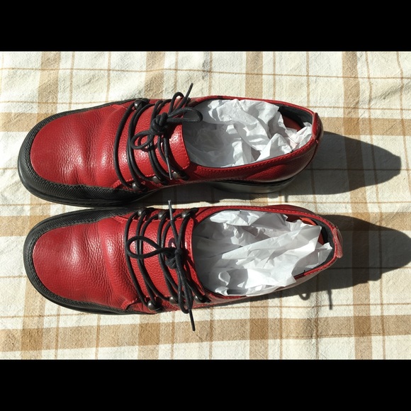 Dansko Red and Black tie-up Walking Shoes - Picture 7 of 16